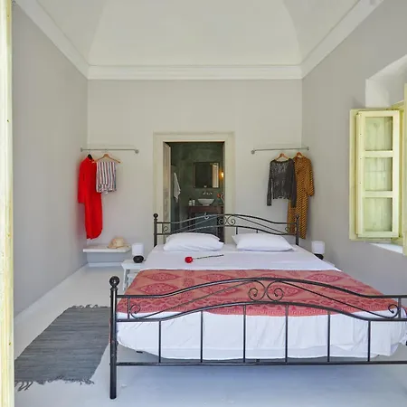 Constantis Mansion *