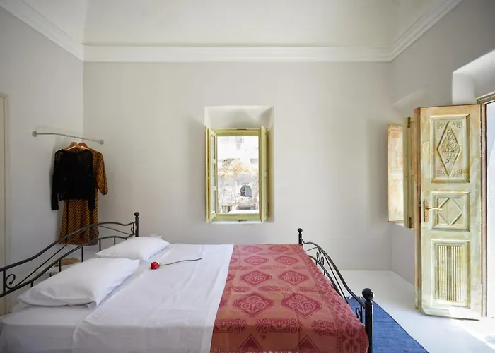 Constantis Mansion *