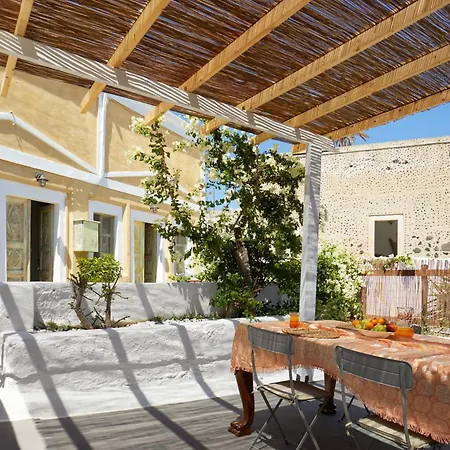 بيت للعطل Constantis Mansion