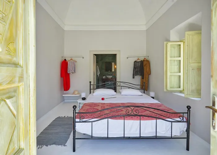 Constantis Mansion *